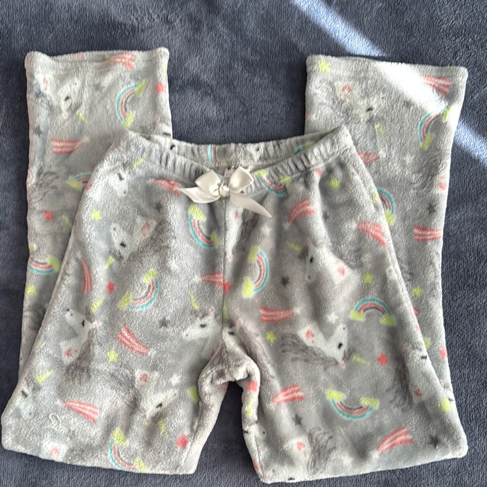 Cozy Gray Kids Pajamas with Rainbow Print